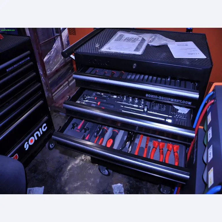 Máquinas, ferramentas, mercadorias / equipamento de oficina do ambiente<br> Comércio automóvel / serviço de pneus-9